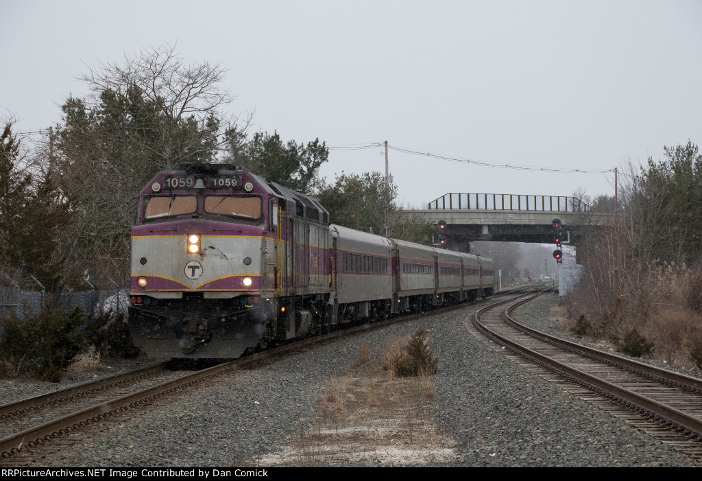 MBTA 1056 Leads #1159 into Newburyport